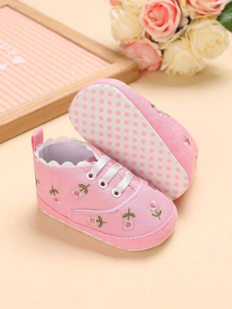 Baby Pink Daisy Sneaker
