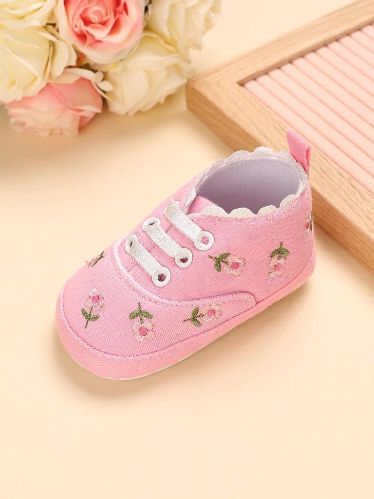 Baby Pink Daisy Sneaker