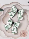 2 Piece Green Floral Pattern Hair Clips Set