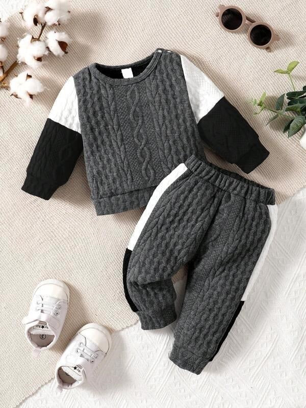 Baby Chain Pattern Pullover And Pants Set