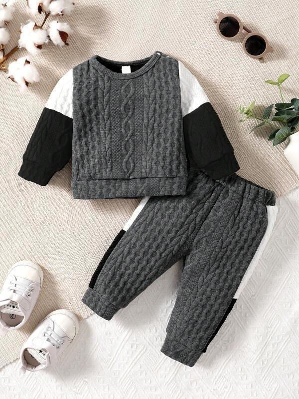 Baby Chain Pattern Pullover And Pants Set