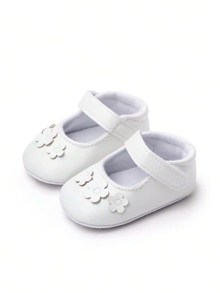 Baby White Flower Flats