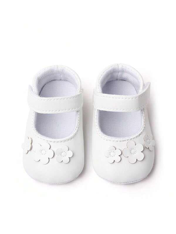 Baby White Flower Flats