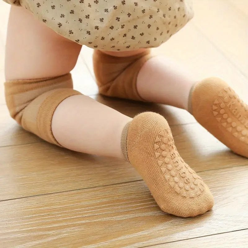 Baby Knee Protector Pads With Non-Slip Socks Set Select Colour