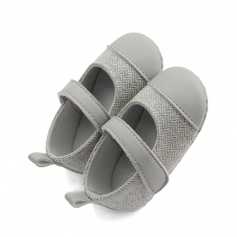 Baby Grey Pattern Flats
