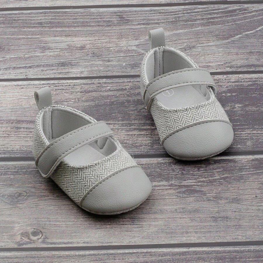 Baby Grey Pattern Flats