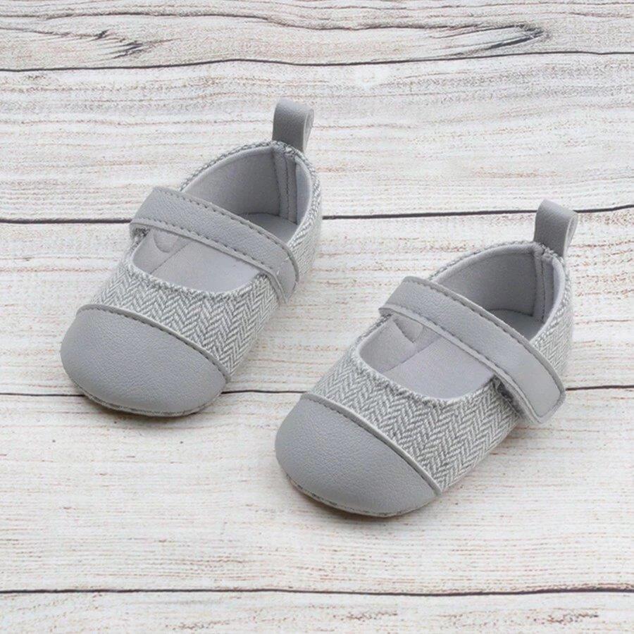 Baby Grey Pattern Flats