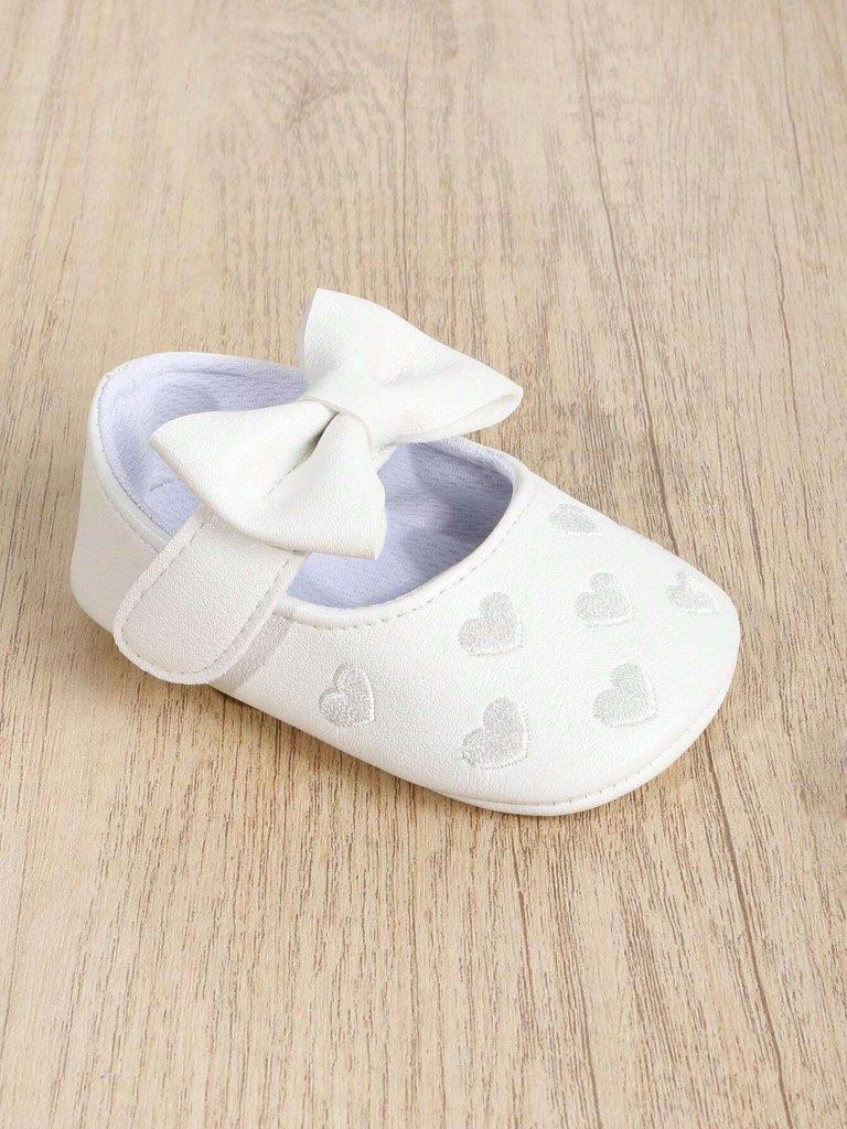 Baby White Heart Pattern Flats