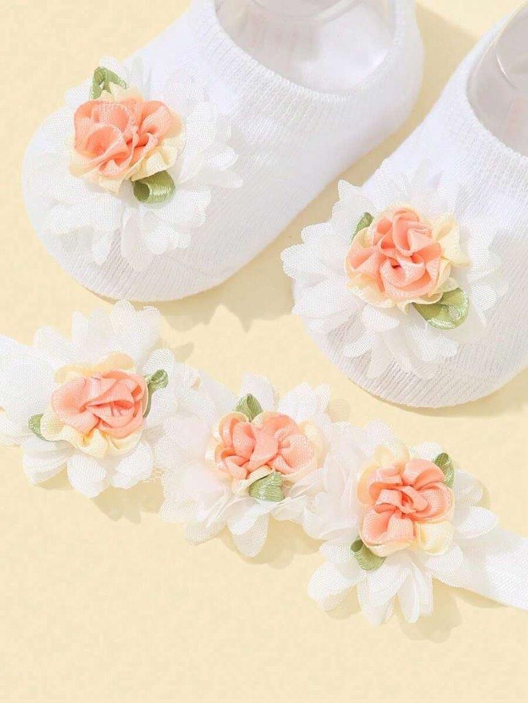 Baby White Flower Decor Socks With Headband