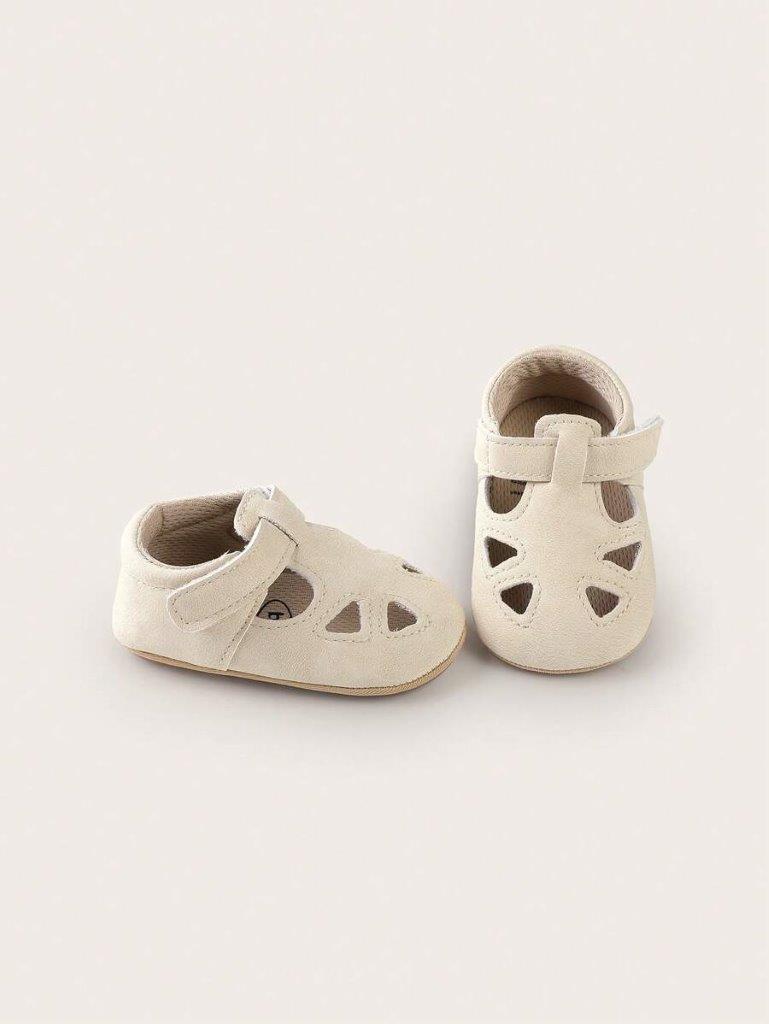Baby Beige Pattern Leather Flats
