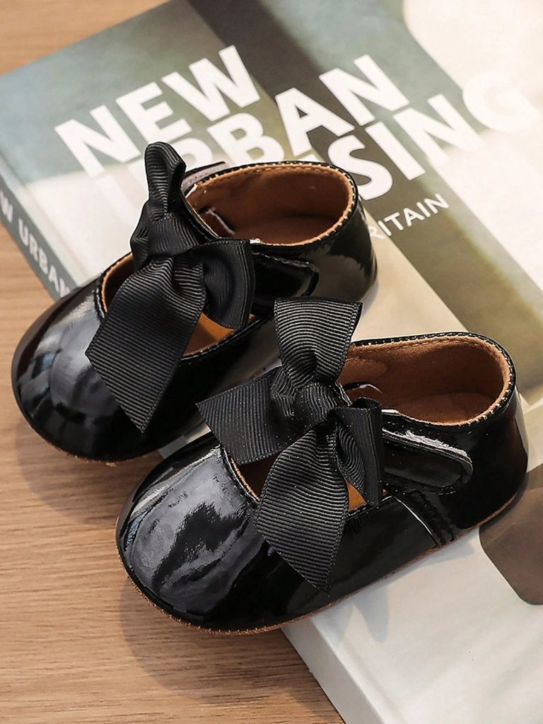 Baby Soft Sole Shiny Bow Flats Black