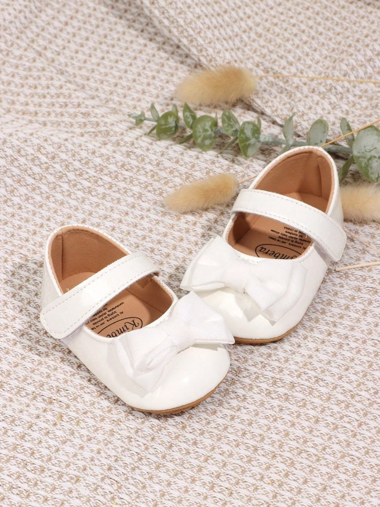 Baby Anti Slip Shiny Bow Flats White
