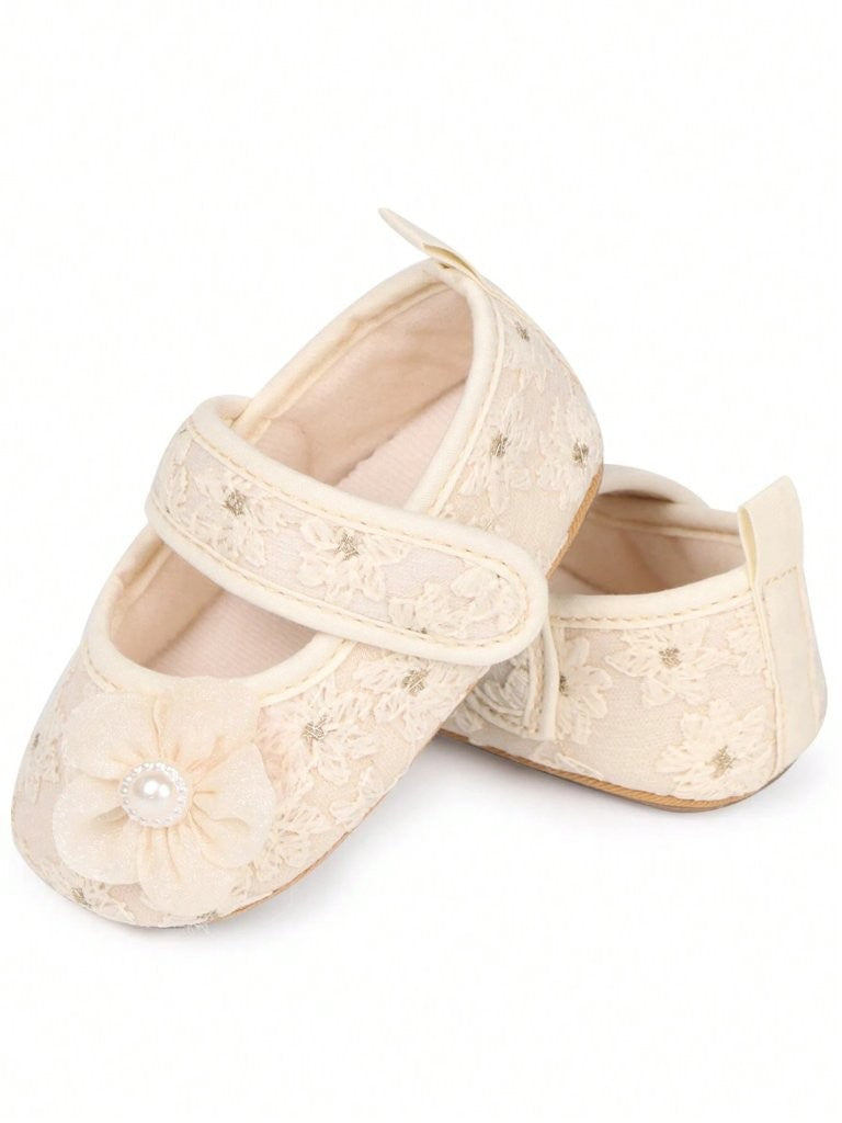 Baby Apricot Side Flower Embroidered Shoes
