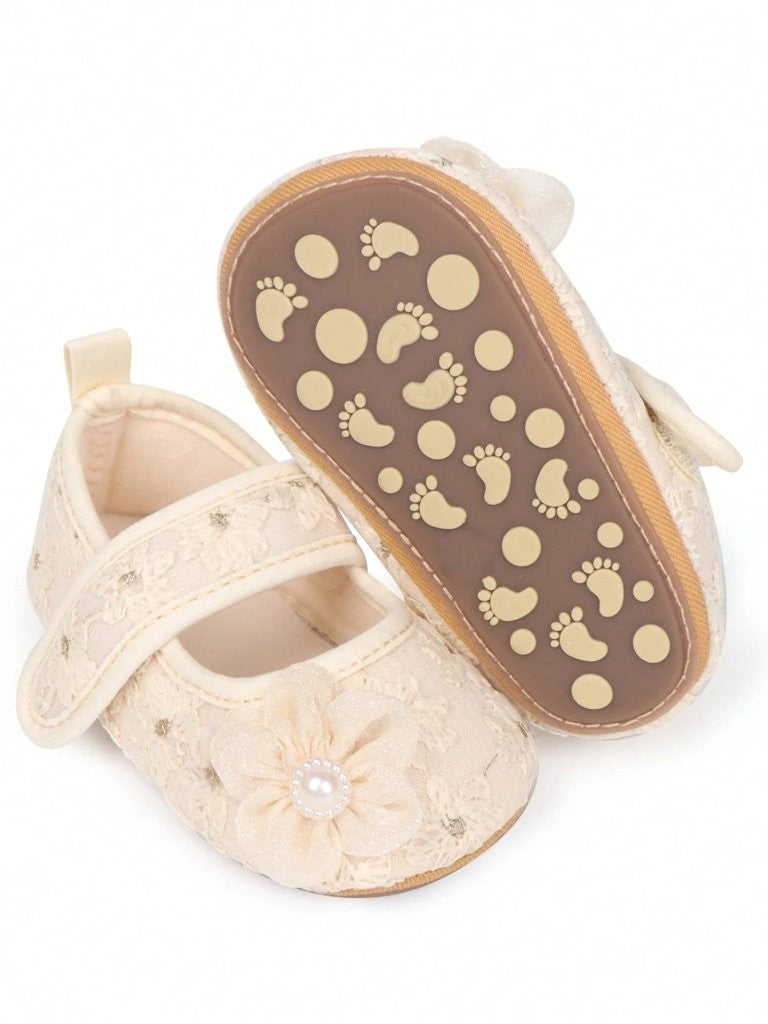 Baby Apricot Side Flower Embroidered Shoes