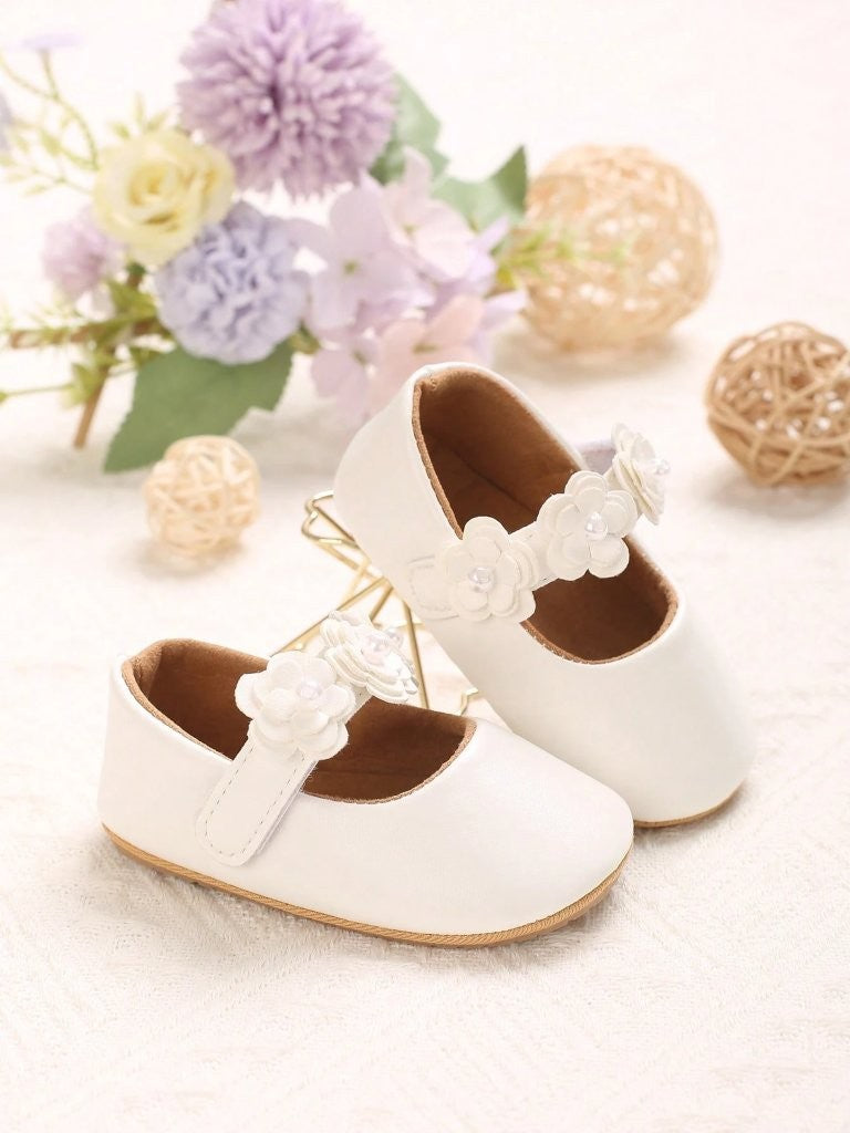 Baby White Pearl Flower Strap Shoes