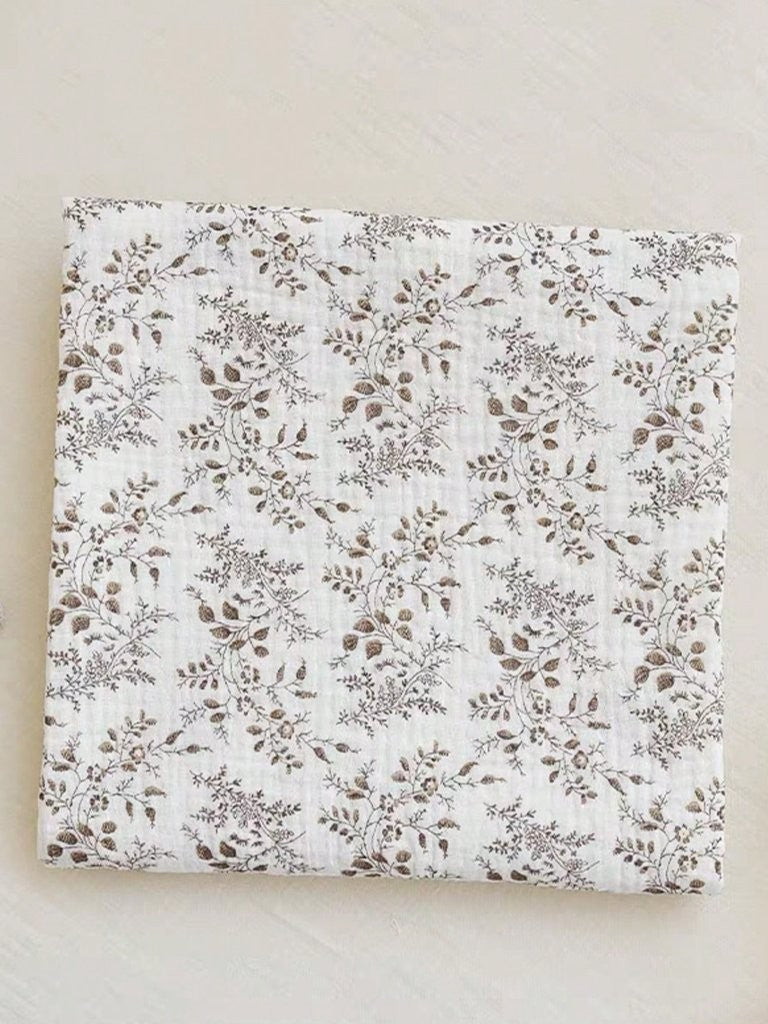Baby Hibiscus Flower Pattern Muslin Blanket