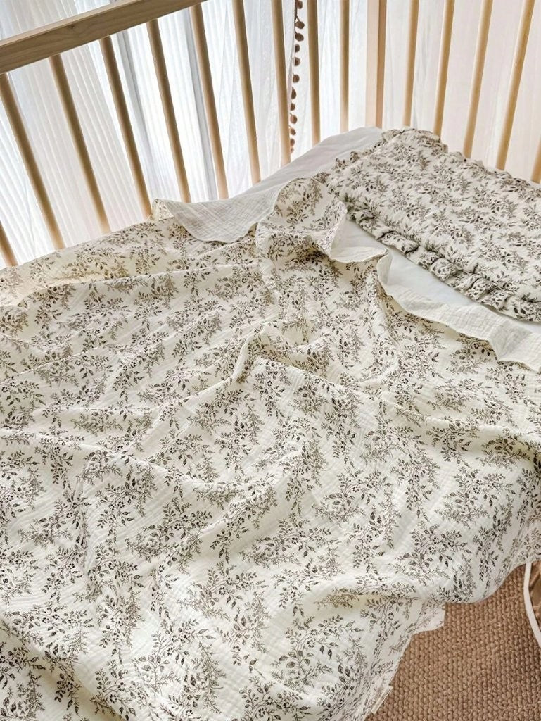 Baby Hibiscus Flower Pattern Muslin Blanket