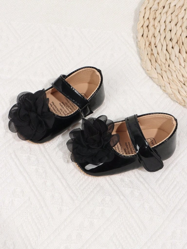 Baby Black Cute Flower Strap Shoes