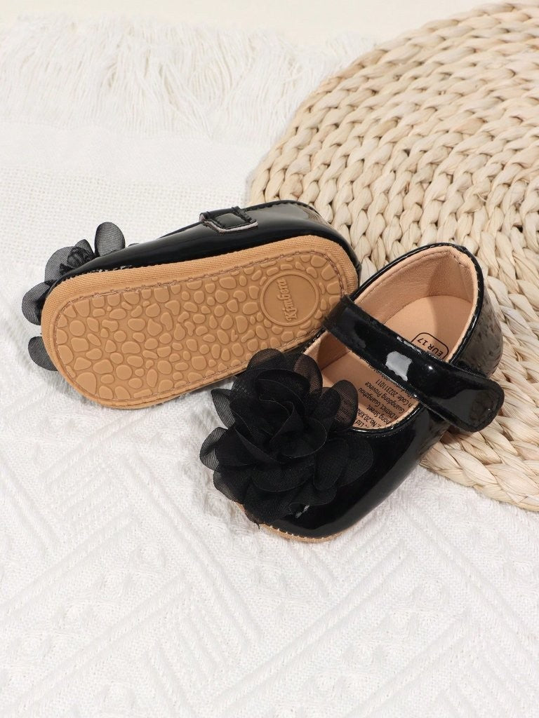 Baby Black Cute Flower Strap Shoes