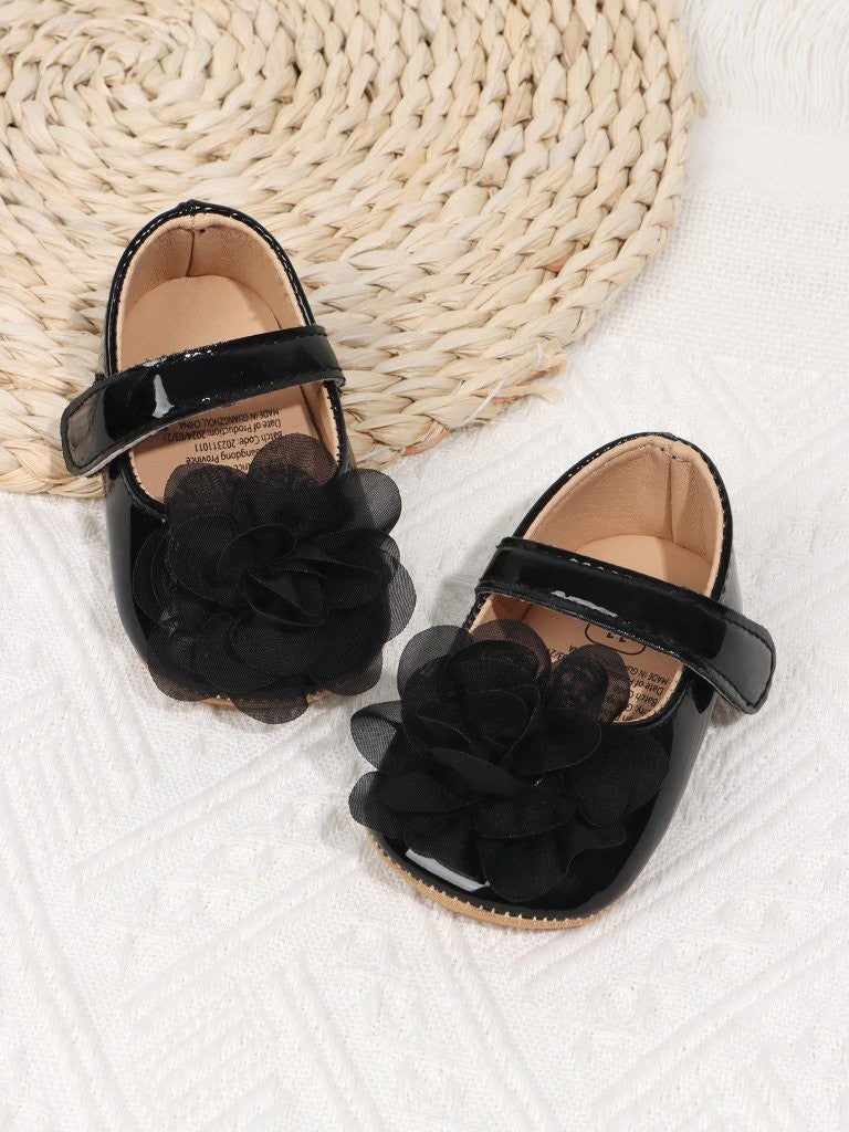 Baby Black Cute Flower Strap Shoes