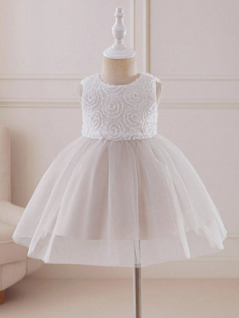 Baby Elegant 3D Flower Pattern Sleeveless Dress
