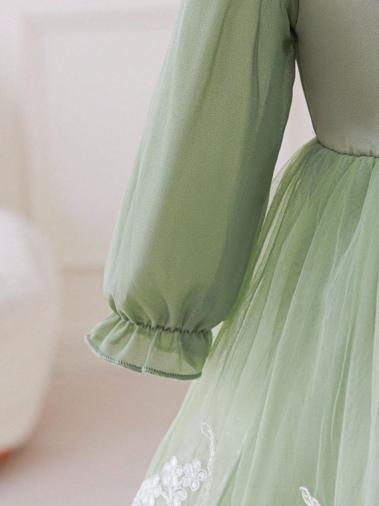 Baby Green Glamorous Lace Pattern Dress