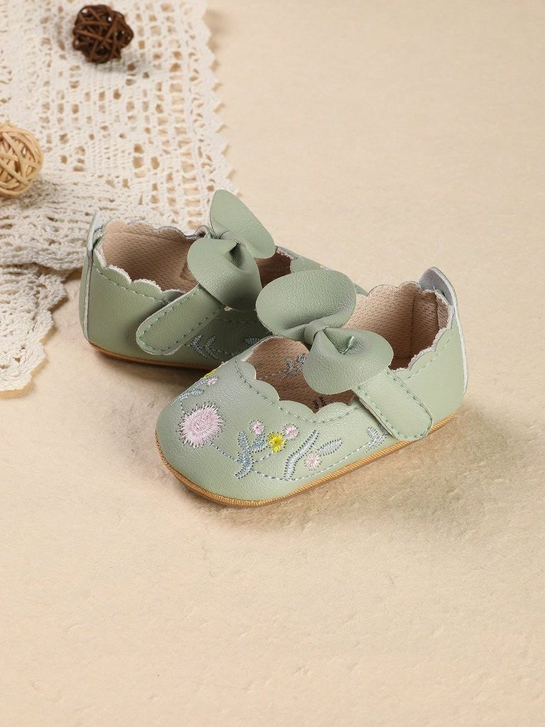 Baby Green Floral Print Bow Shoes