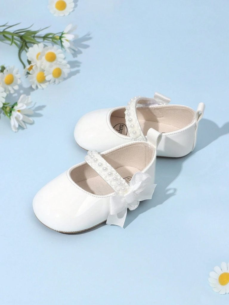Baby White Pearl Strap Bow Shoes